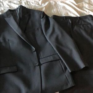 Calvin Klein 2 pc suit
